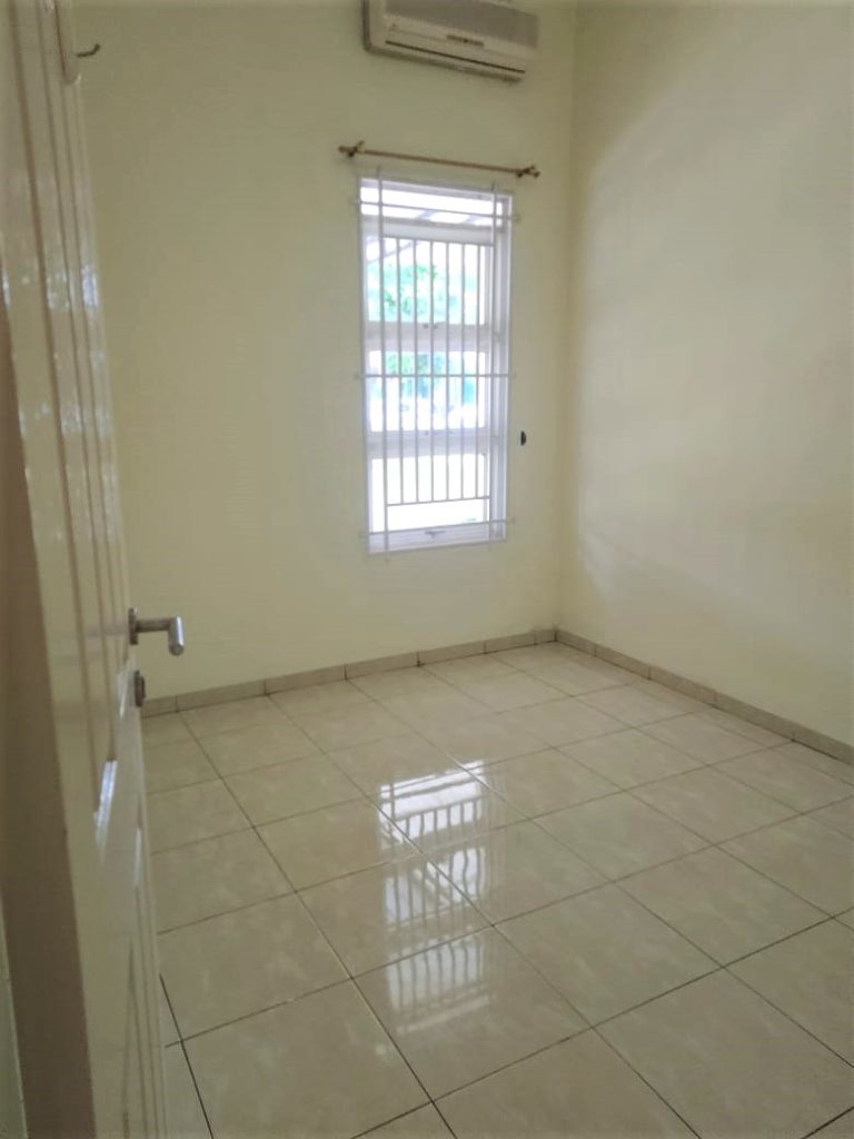 Perumahan-Graha-Padma-Taman-Avonia-I-39-3-1