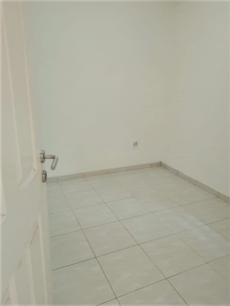 Perumahan-Graha-Padma-Taman-Avonia-I-39-4-1